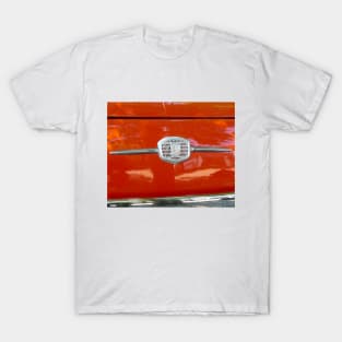 Fiat 500, Restored classic Italian Car, hood badge T-Shirt